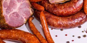 Колбасы и деликатесы крафтовые в Алматы